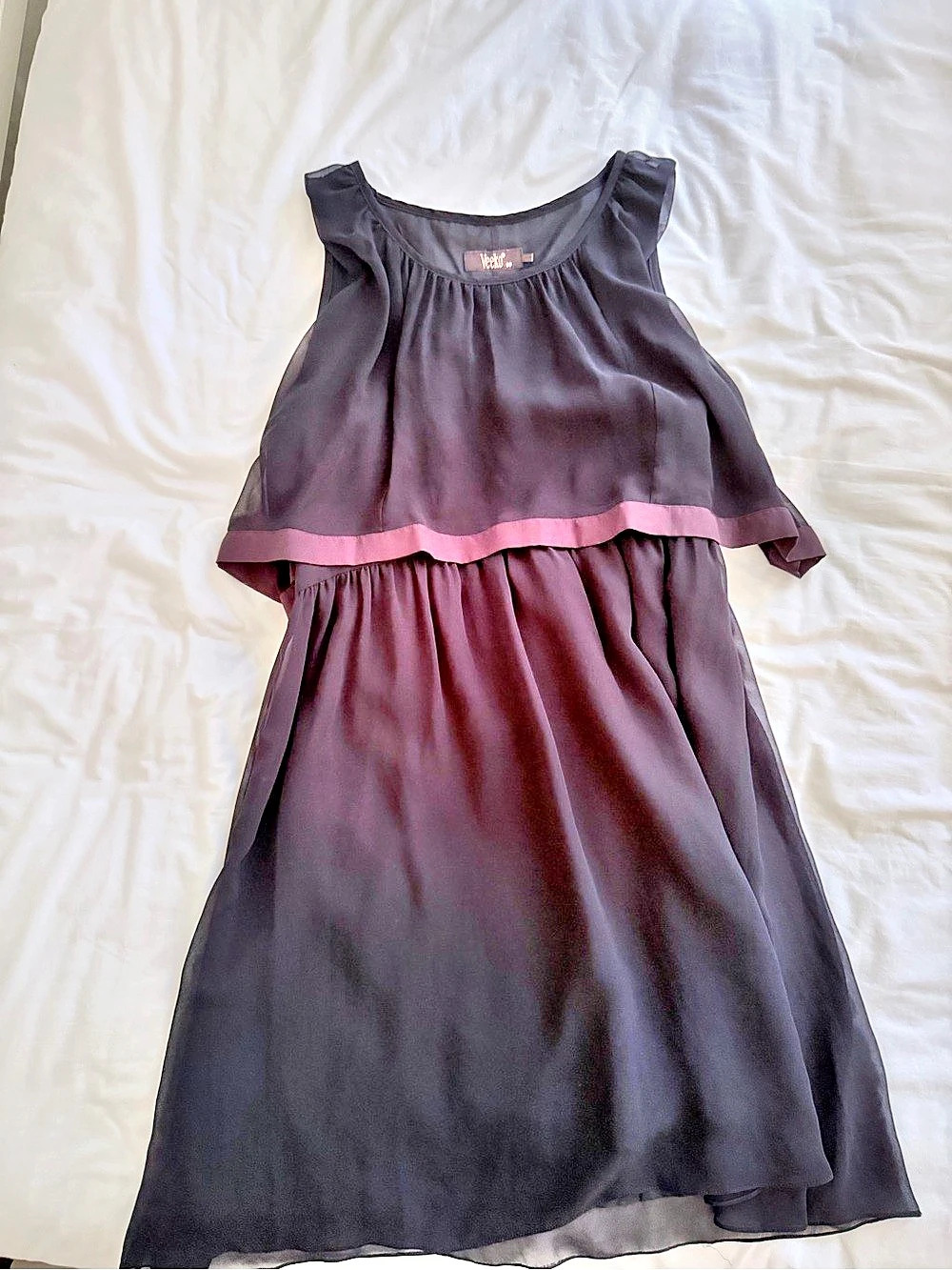 Veeko Black & Purple Maxi Dress Size Small Like New